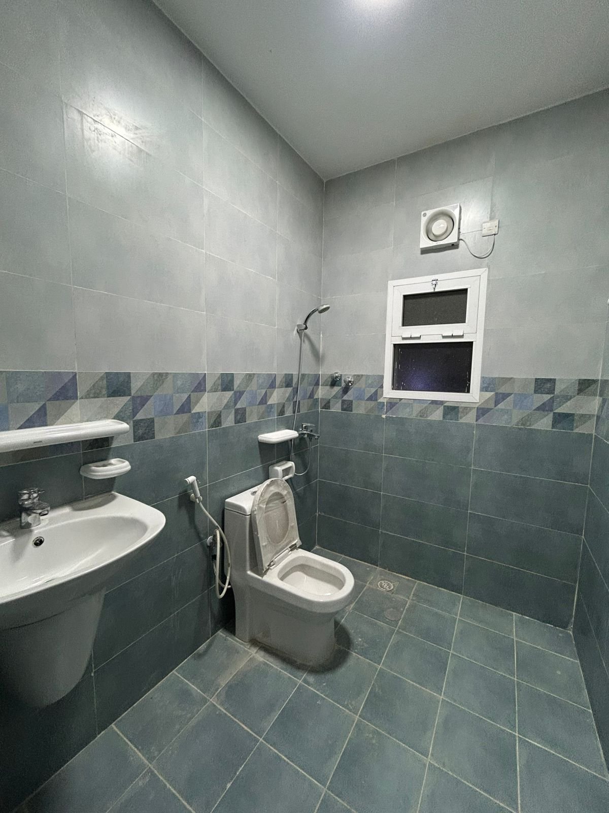 WhatsApp Image 2025-12-05 at 11.02.53 AM